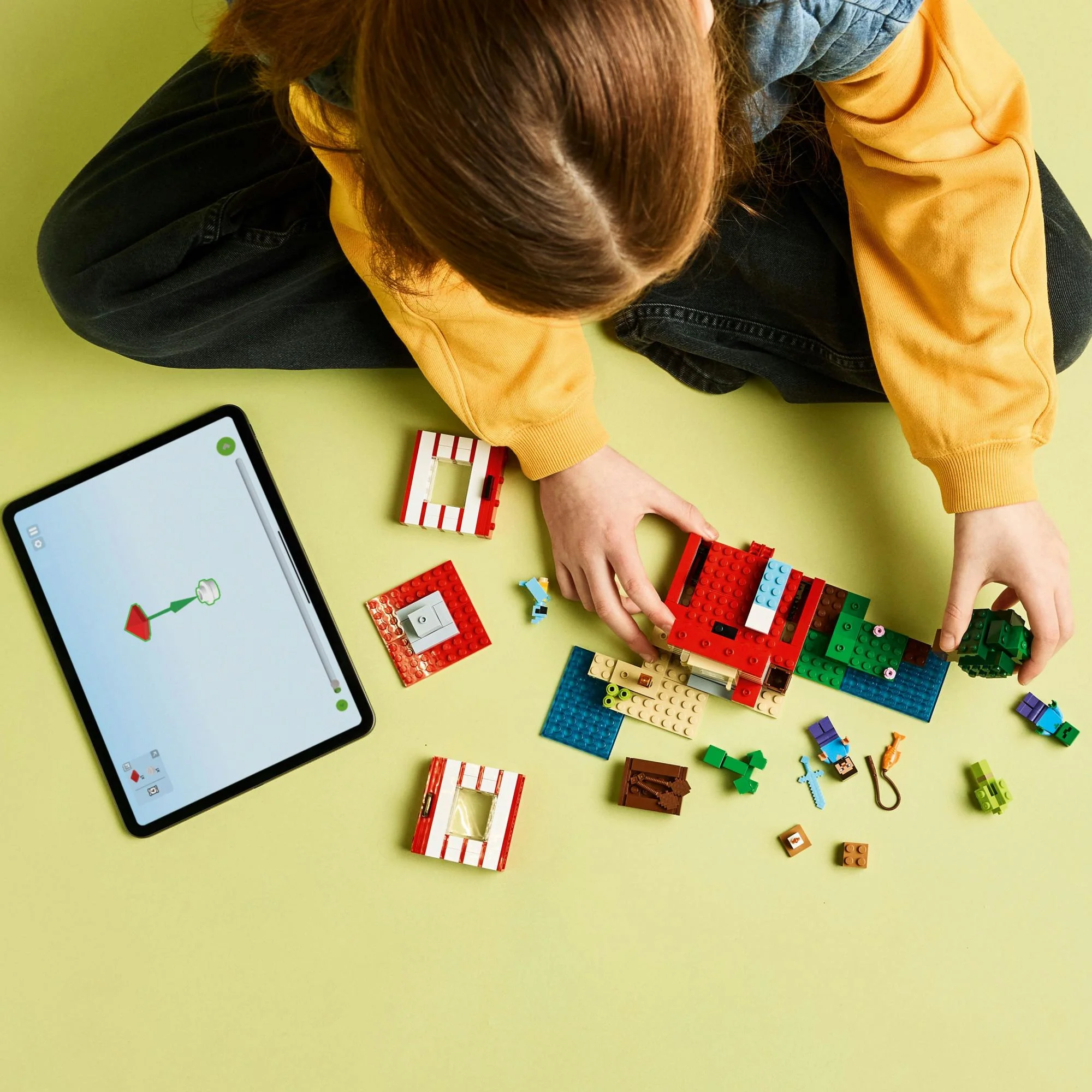 LEGO - Minecraft - The TNT Jungle House (21275)